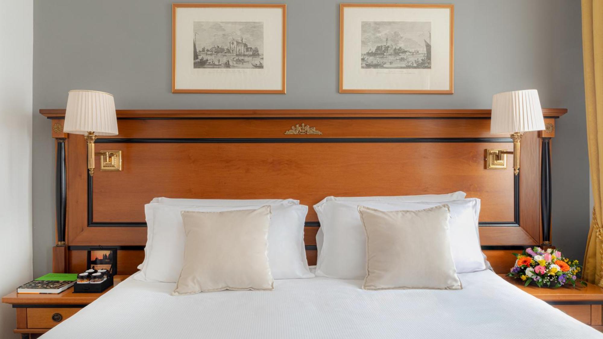 All'Angelo Art Hotel Венеция Экстерьер фото